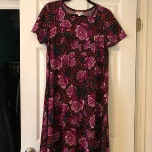 Medium LuLaRoe Carly Dress